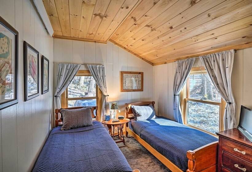 Hike & Swim On Site: Cozy Falls Brook Cabin