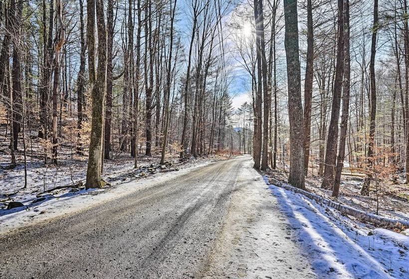 Hike & Swim On Site: Cozy Falls Brook Cabin