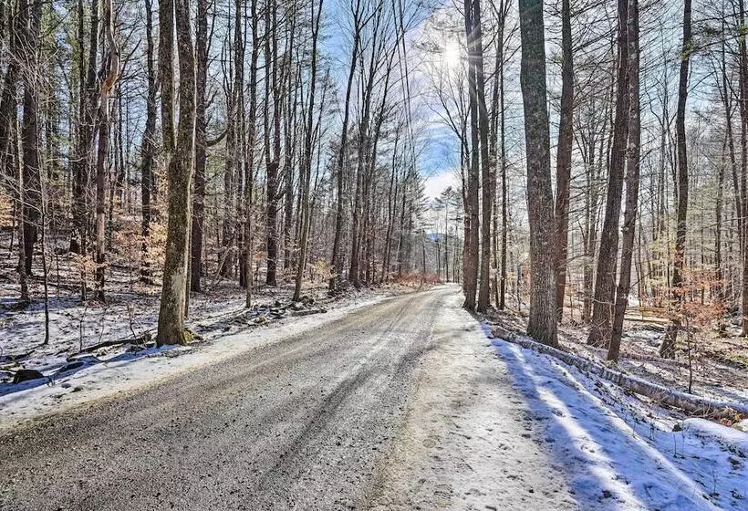 Hike & Swim On Site: Cozy Falls Brook Cabin