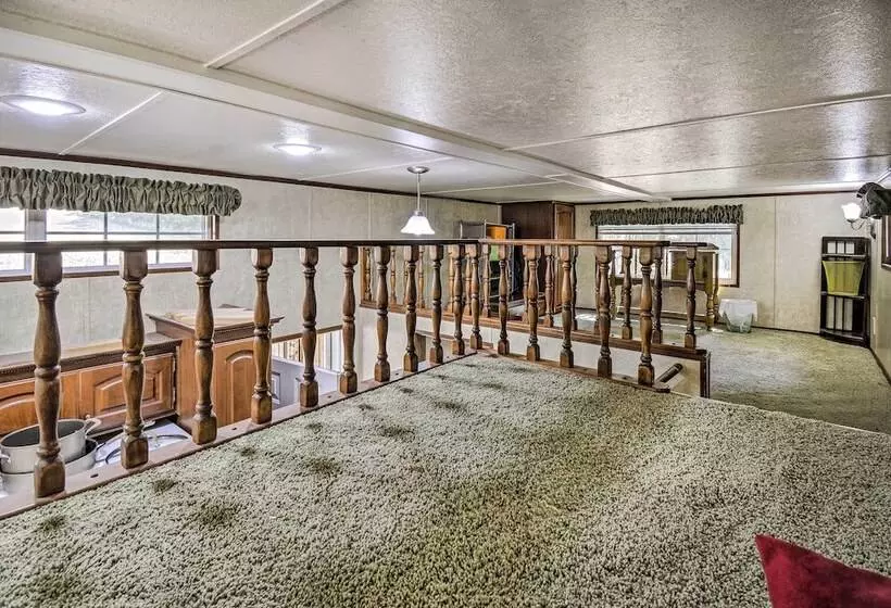 Cozy Gig Harbor Cottage ~ 2 Mi To Case Inlet!