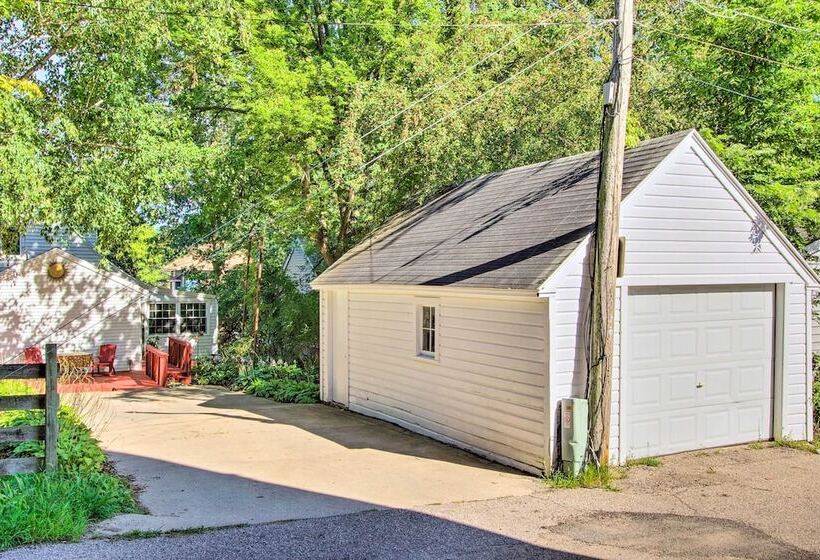 Elegant Home W/ Deck, 5 Blocks To Mayo Clinic