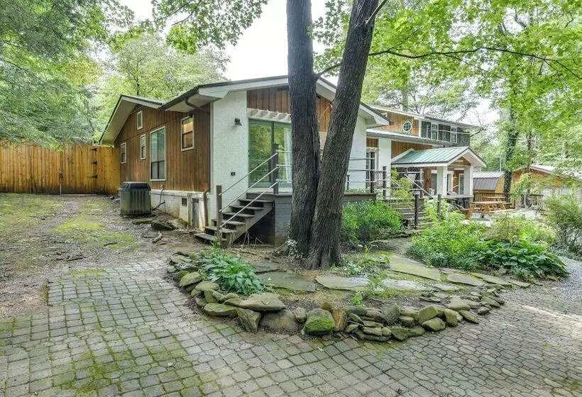 Gatlinburg Cabin W/ Indoor Hot Tub & Game Room!