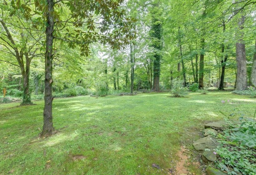 Gatlinburg Cabin W/ Indoor Hot Tub & Game Room!