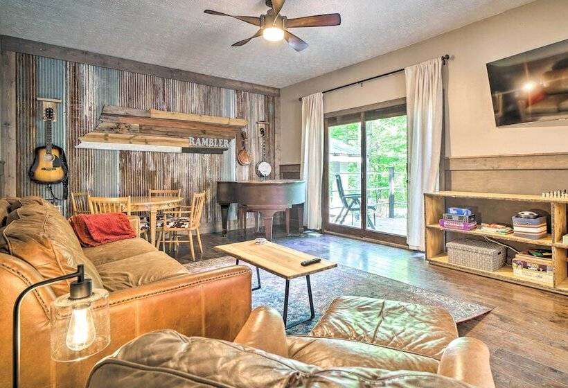 Gatlinburg Cabin W/ Indoor Hot Tub & Game Room!