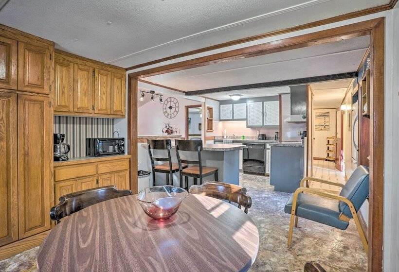 Heathsville Home W/ Sunroom < 10 Mi To Beach!