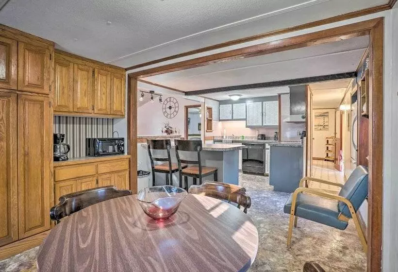 Heathsville Home W/ Sunroom < 10 Mi To Beach!