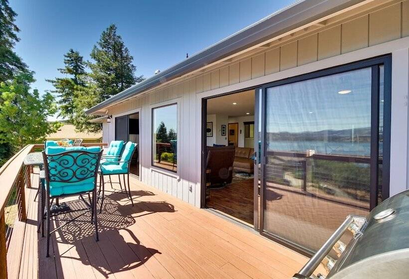Idyllic Kelseyville Home W/ 2 Decks + Views!