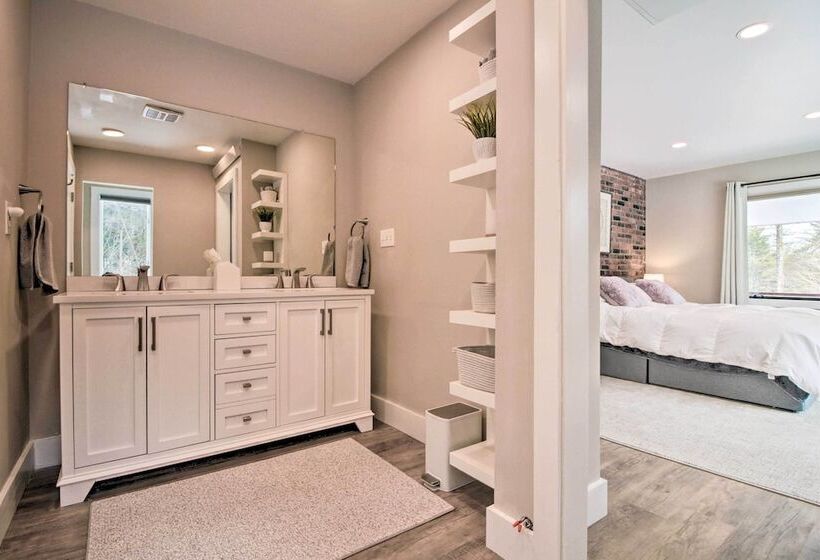 Inviting Vermont Home On Mount Ascutney!