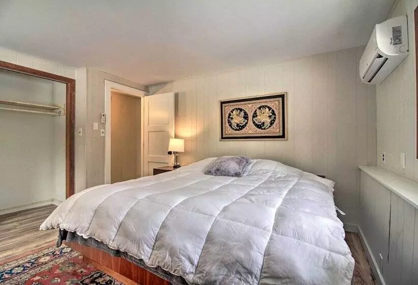 Inviting Vermont Home On Mount Ascutney!