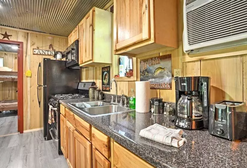 Kentucky Cabin W/ 2 Fishing Ponds & Trail Access