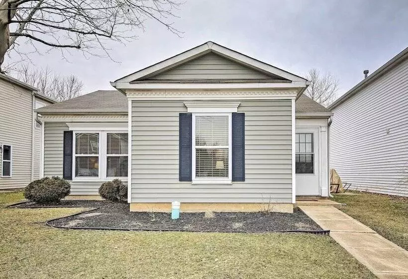 Lafayette House   7 Mi. To Purdue & Downtown!