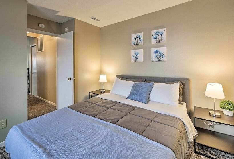 Lafayette House   7 Mi. To Purdue & Downtown!