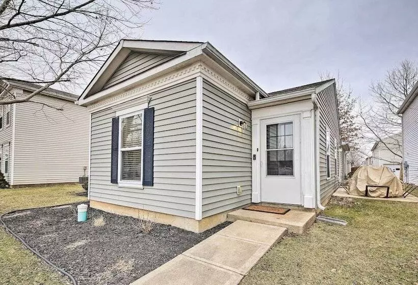 Lafayette House   7 Mi. To Purdue & Downtown!