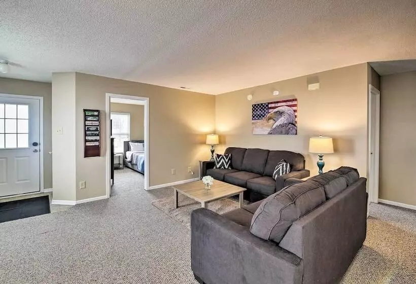 Lafayette House   7 Mi. To Purdue & Downtown!