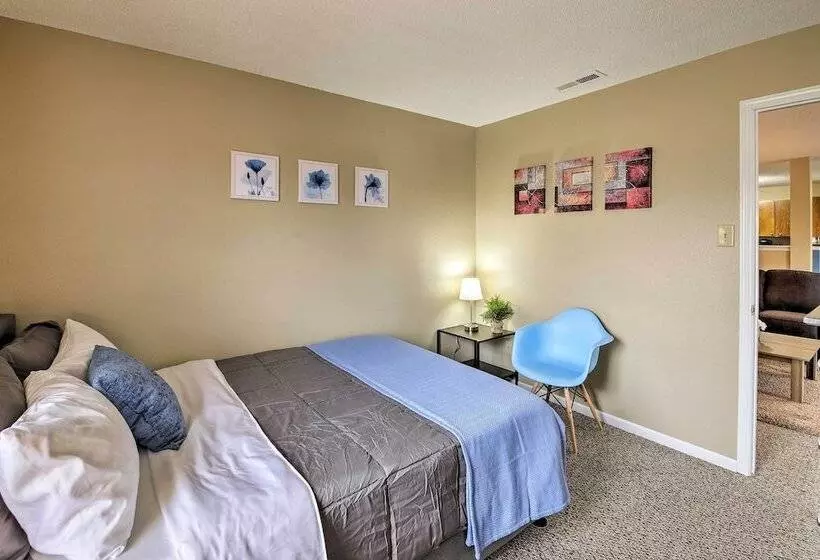 Lafayette House   7 Mi. To Purdue & Downtown!