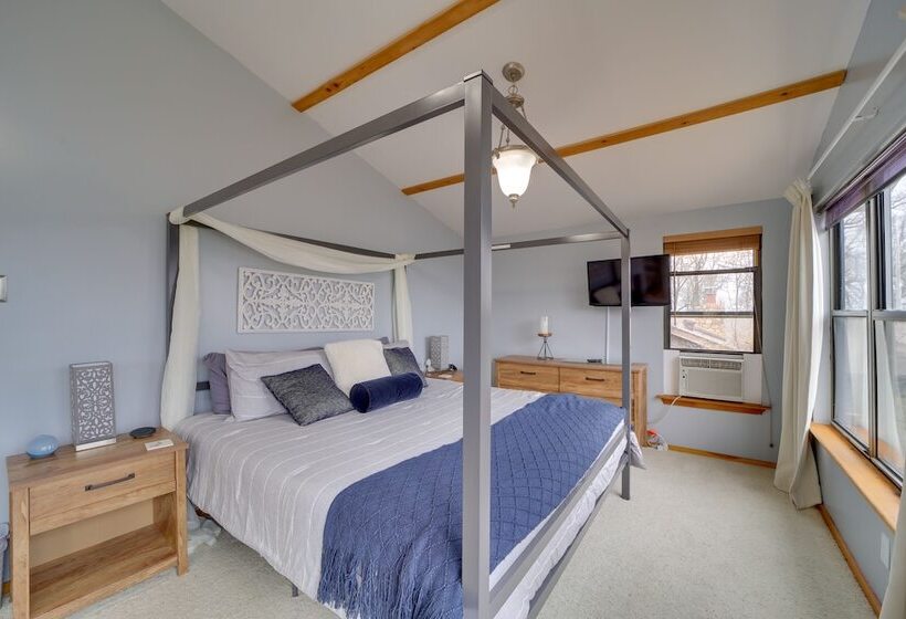 Lake View Home W/ Deck + Gas Grill In Bernice!