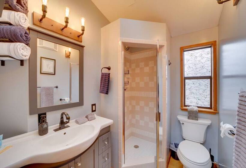 Lake View Home W/ Deck + Gas Grill In Bernice!