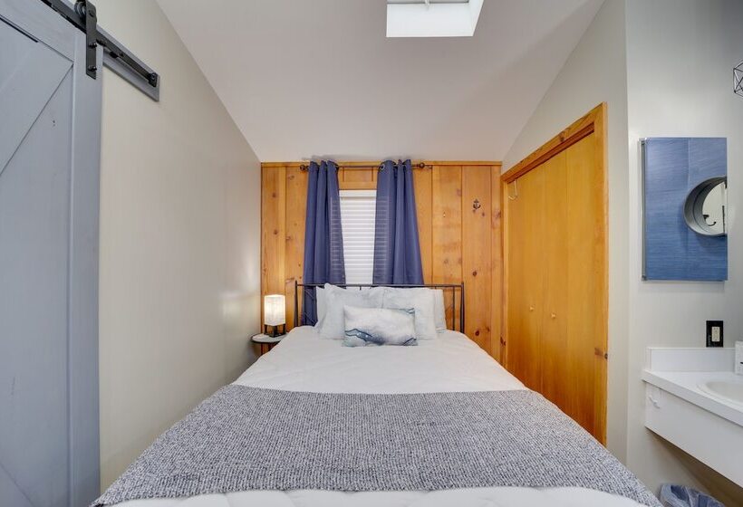 Lake View Home W/ Deck + Gas Grill In Bernice!