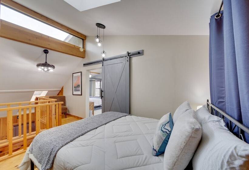 Lake View Home W/ Deck + Gas Grill In Bernice!