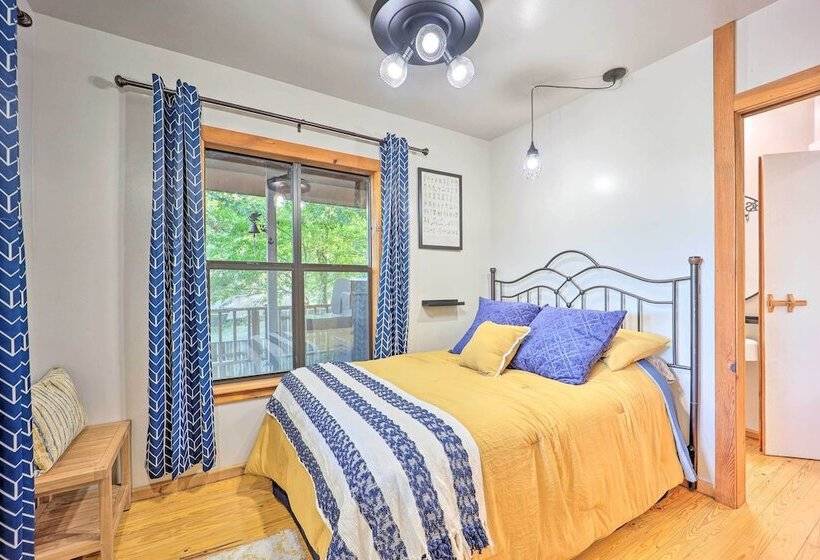 Lake View Home W/ Deck + Gas Grill In Bernice!