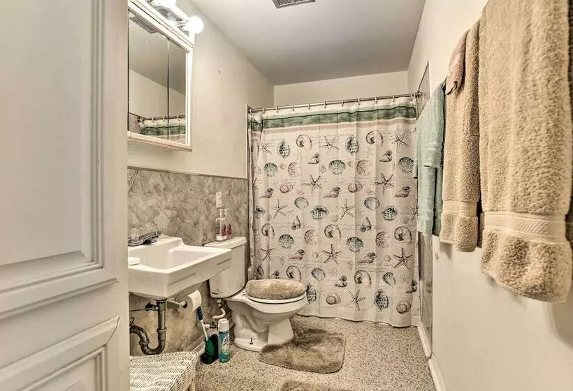 Las Brisas  Palacios Home   Fishing Pier & Kayaks