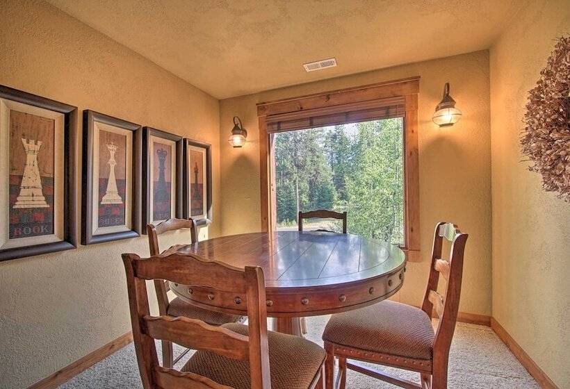 Luxe Mccall Cabin W/ Hot Tub ~ 8 Mi To Skiing