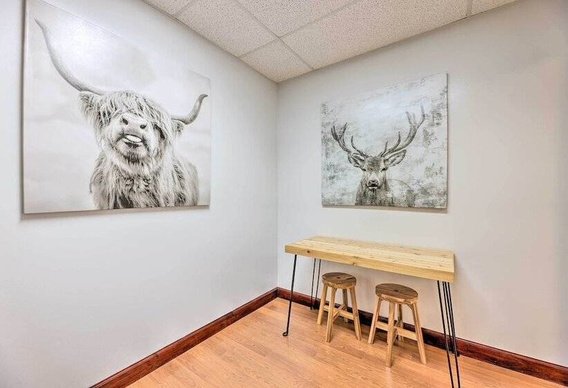 Majestic Caldwell Retreat W/ Wraparound Deck!