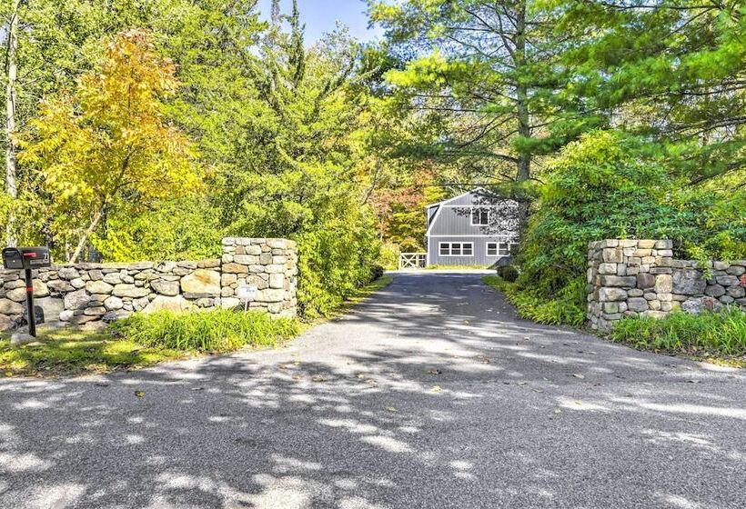 Modern Escape W/ Fire Pit, Near Lake Waramaug