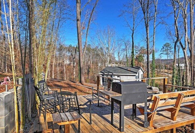 Paradise Cove  Cabin W/ Boathouse & Dock