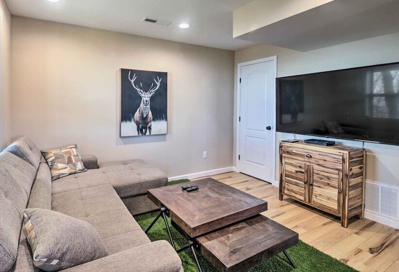 Peaceful Free Union Cabin W/ Deck & Mtn Views