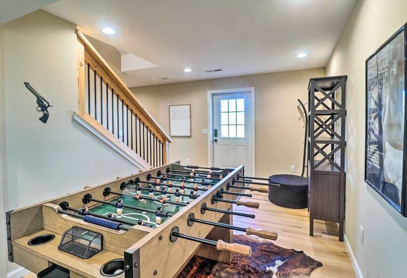 Peaceful Free Union Cabin W/ Deck & Mtn Views