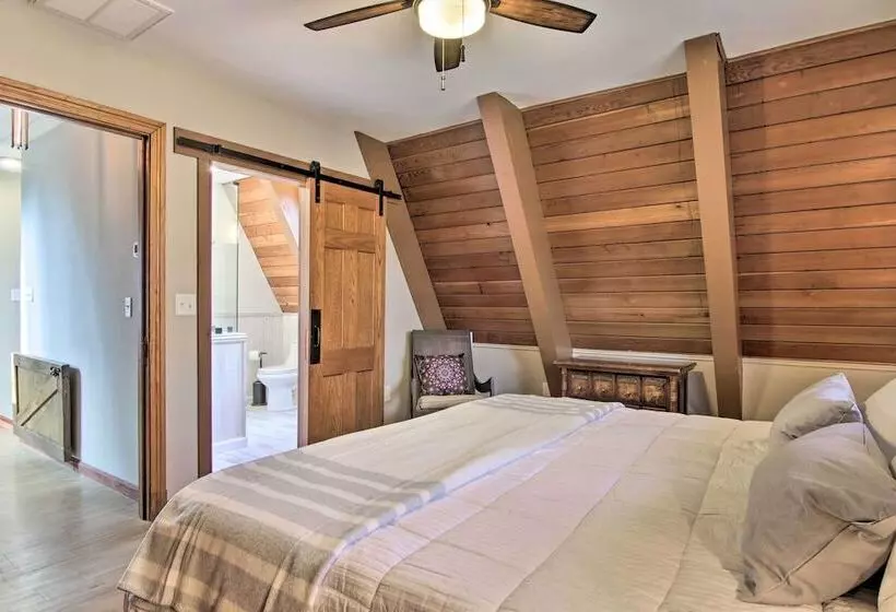 Peaceful Georgetown Home   13 Mi To Lewes Beach!