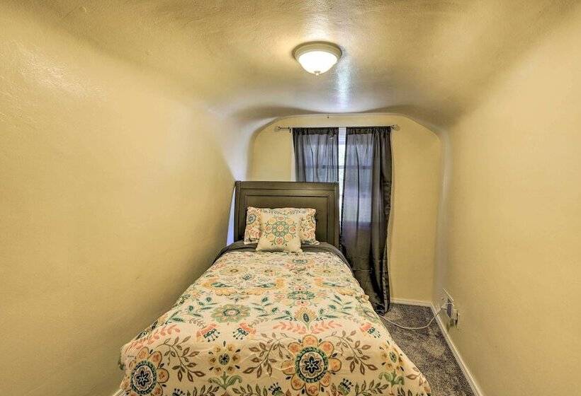 Peaceful Toledo Retreat W/ Spacious Yard!