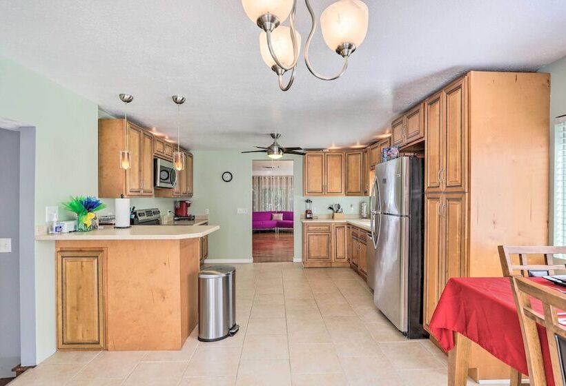 Peaceful Toledo Retreat W/ Spacious Yard!