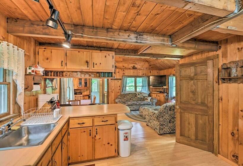 Petfriendly Cabin In The Forks W/ Fire Pit!