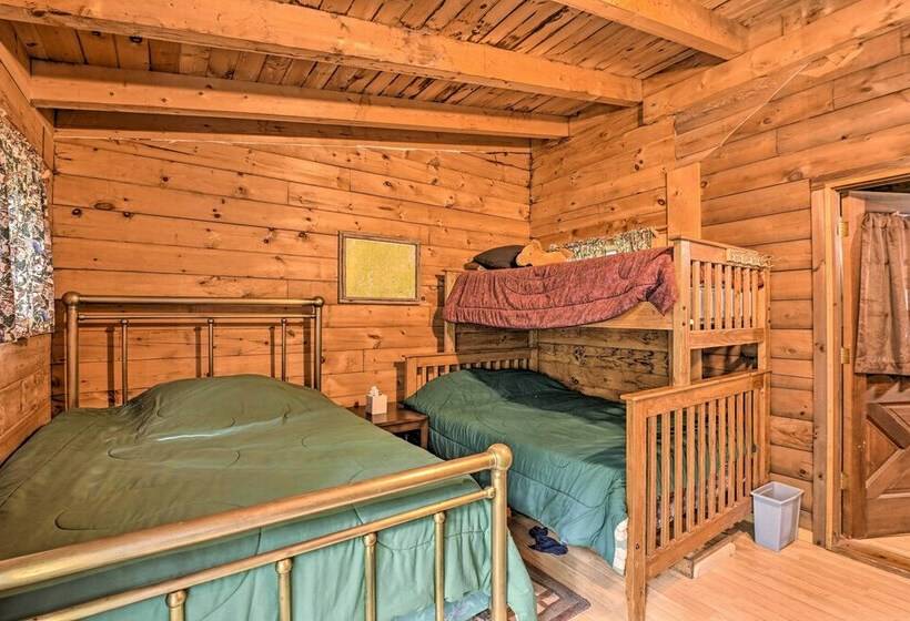 Petfriendly Cabin In The Forks W/ Fire Pit!