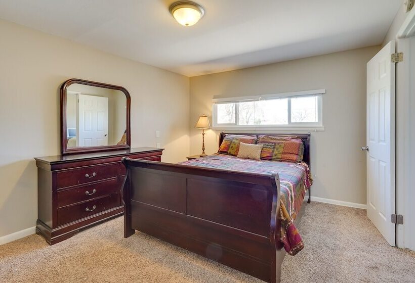 Pueblo House By Riverwalk, 2 Miles To Fairgrounds!