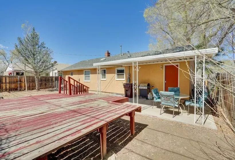 Pueblo House By Riverwalk, 2 Miles To Fairgrounds!