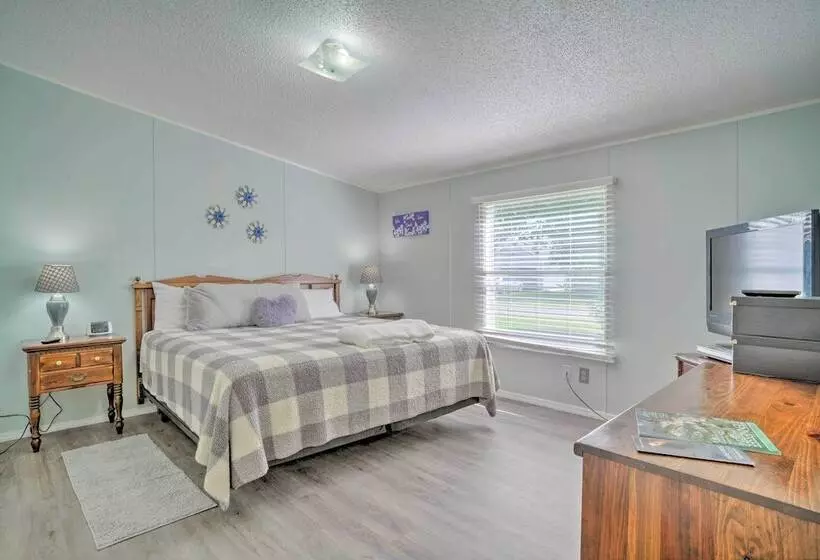 Quaint Ridgely Home ~ 9 Mi To Reelfoot Lake!