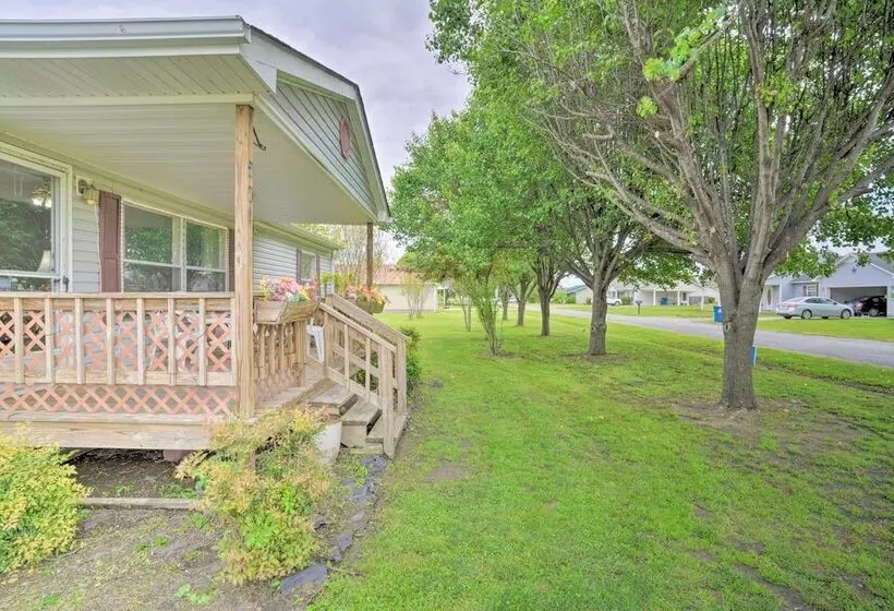 Quaint Ridgely Home ~ 9 Mi To Reelfoot Lake!