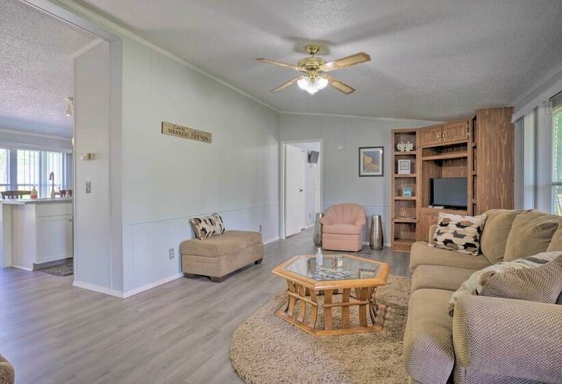 Quaint Ridgely Home ~ 9 Mi To Reelfoot Lake!