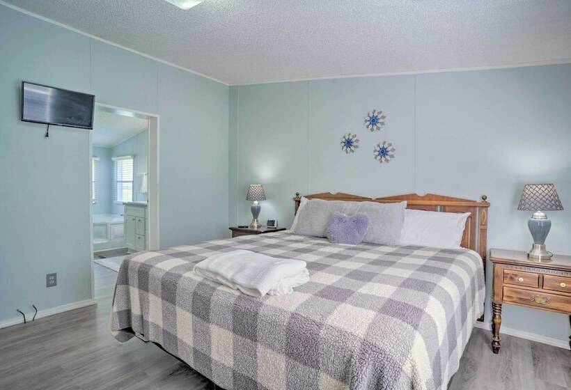 Quaint Ridgely Home ~ 9 Mi To Reelfoot Lake!