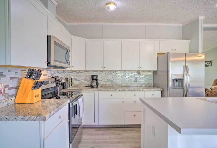 Quaint Ridgely Home ~ 9 Mi To Reelfoot Lake!