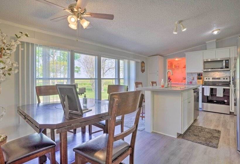 Quaint Ridgely Home ~ 9 Mi To Reelfoot Lake!