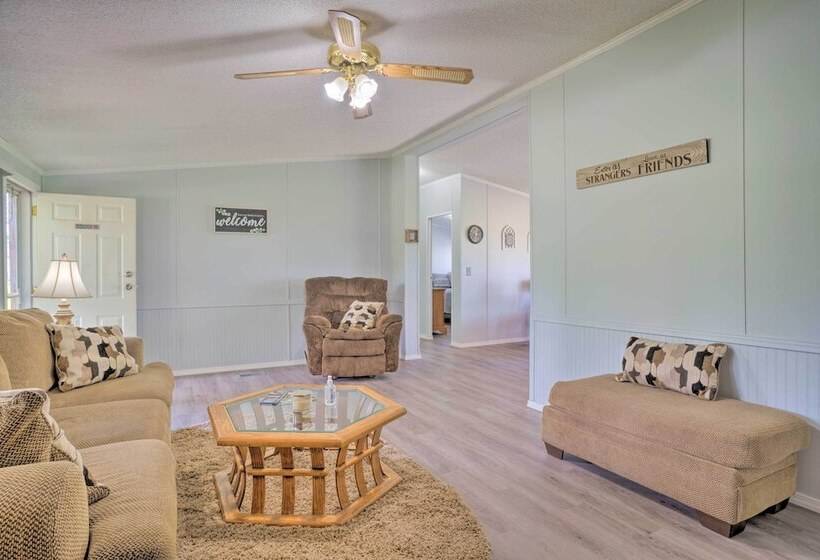 Quaint Ridgely Home ~ 9 Mi To Reelfoot Lake!