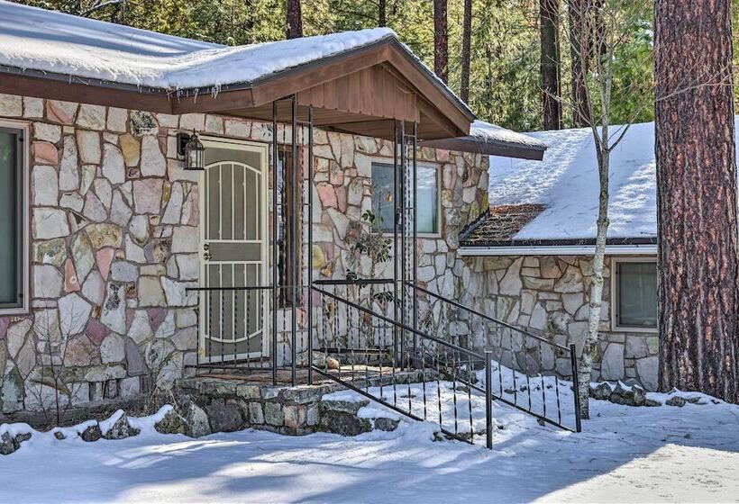 Riverfront Home Near Yosemite National Park!
