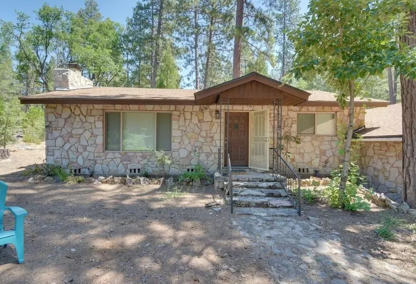 Riverfront Home Near Yosemite National Park!
