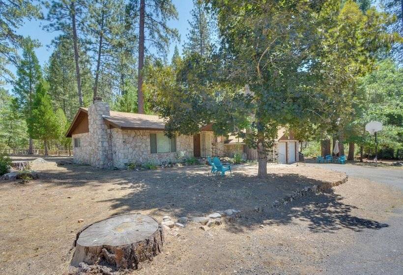 Riverfront Home Near Yosemite National Park!