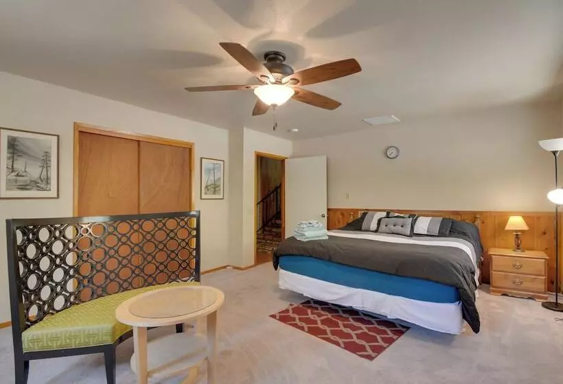 Riverfront Home Near Yosemite National Park!