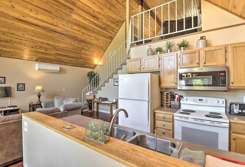 Riverfront Hungry Horse House With Large Deck!